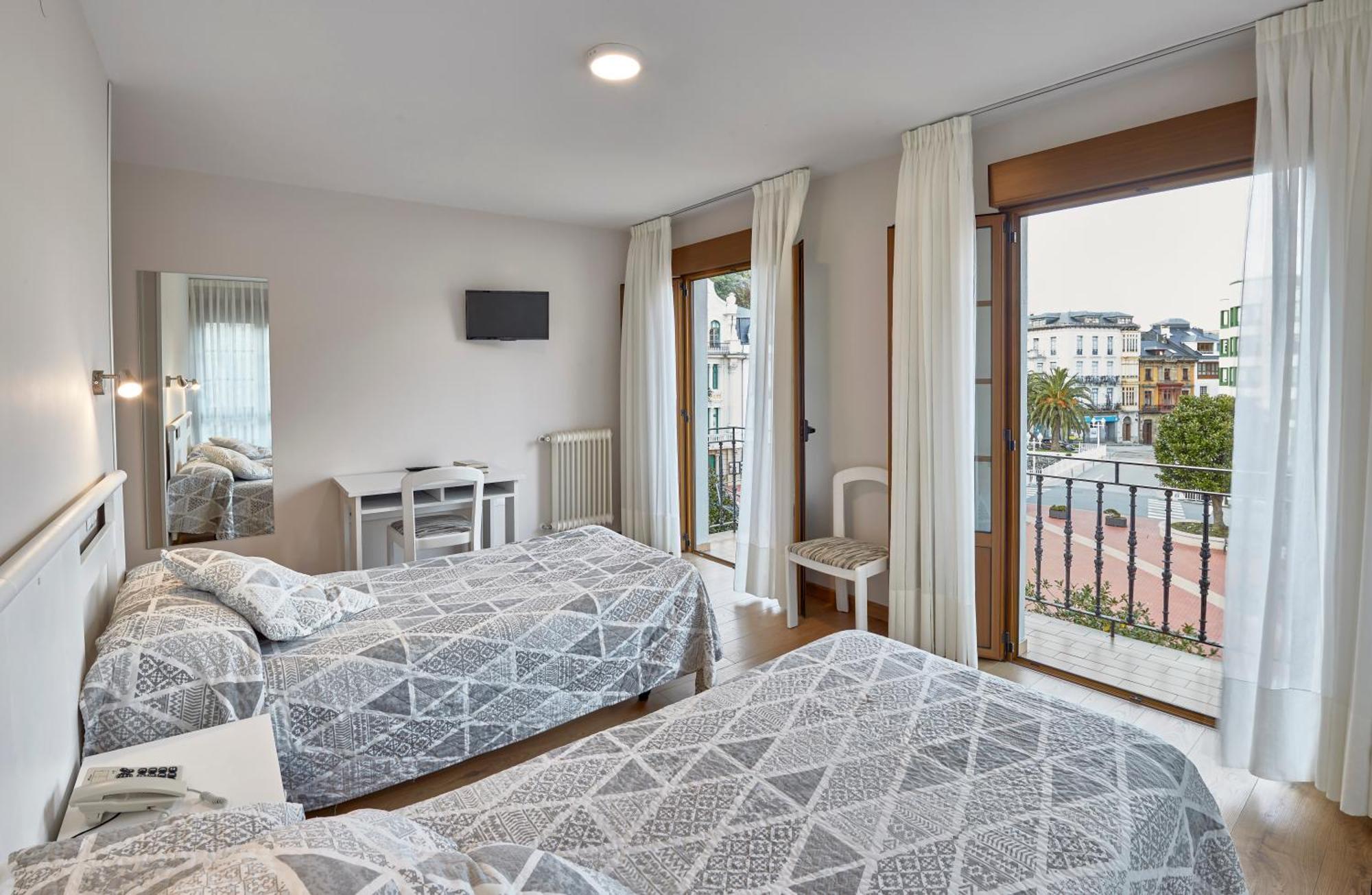 Hotel Rico Luarca Exteriér fotografie